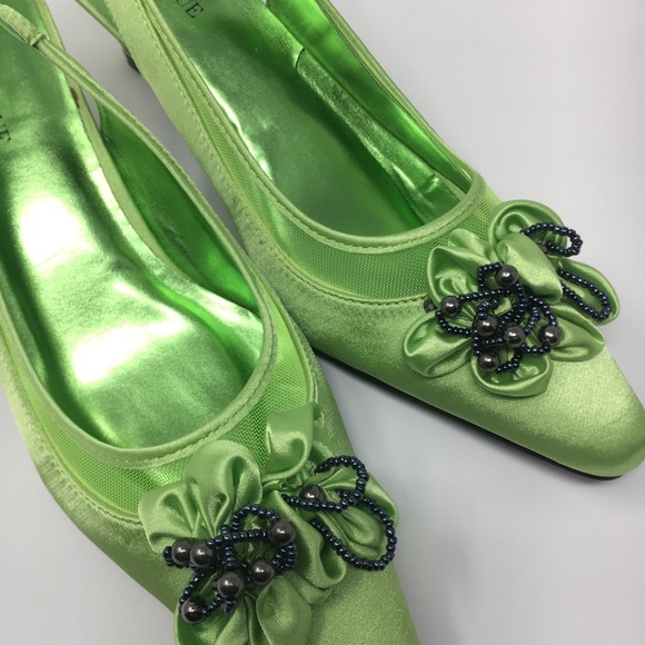 EY Boutique Women's Green Satin 2.5 Inches Heel - Picture 12 of 16